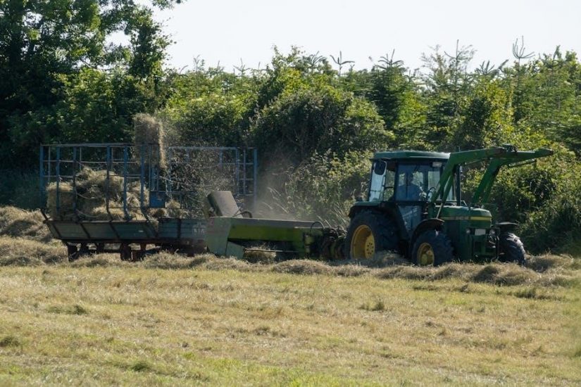 manual hay baler